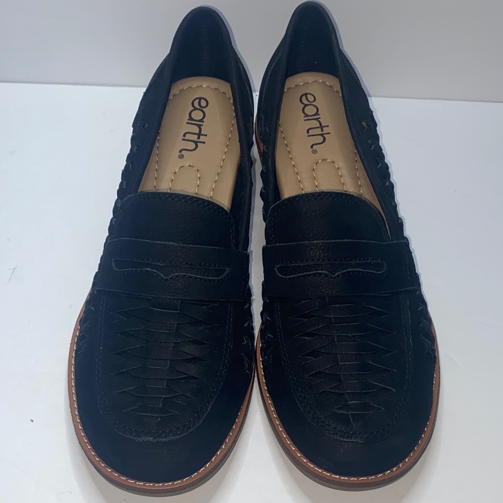 Earth Black Woven Slip-On Loafers with Tan Insole